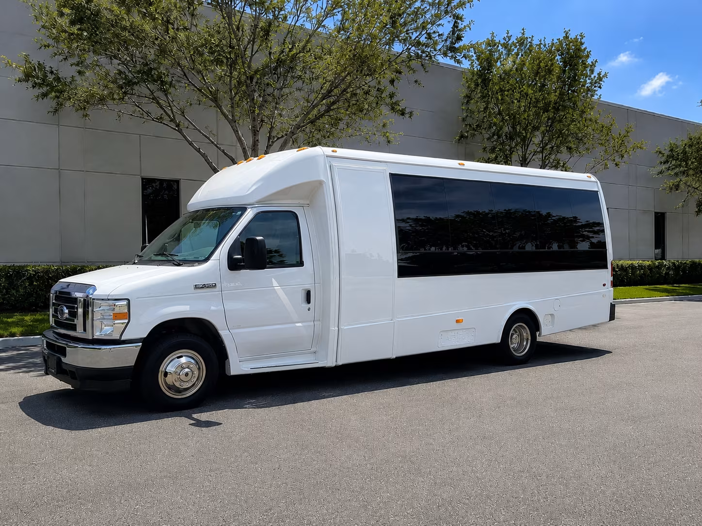 find the perfect transportation for your next corporate event 2