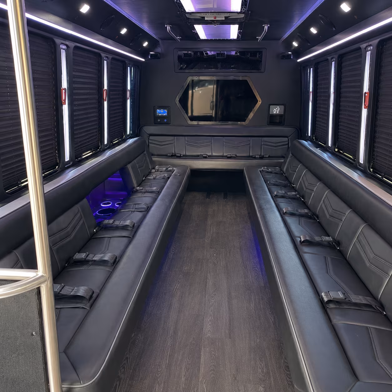 independence 18 passenger party bus interior