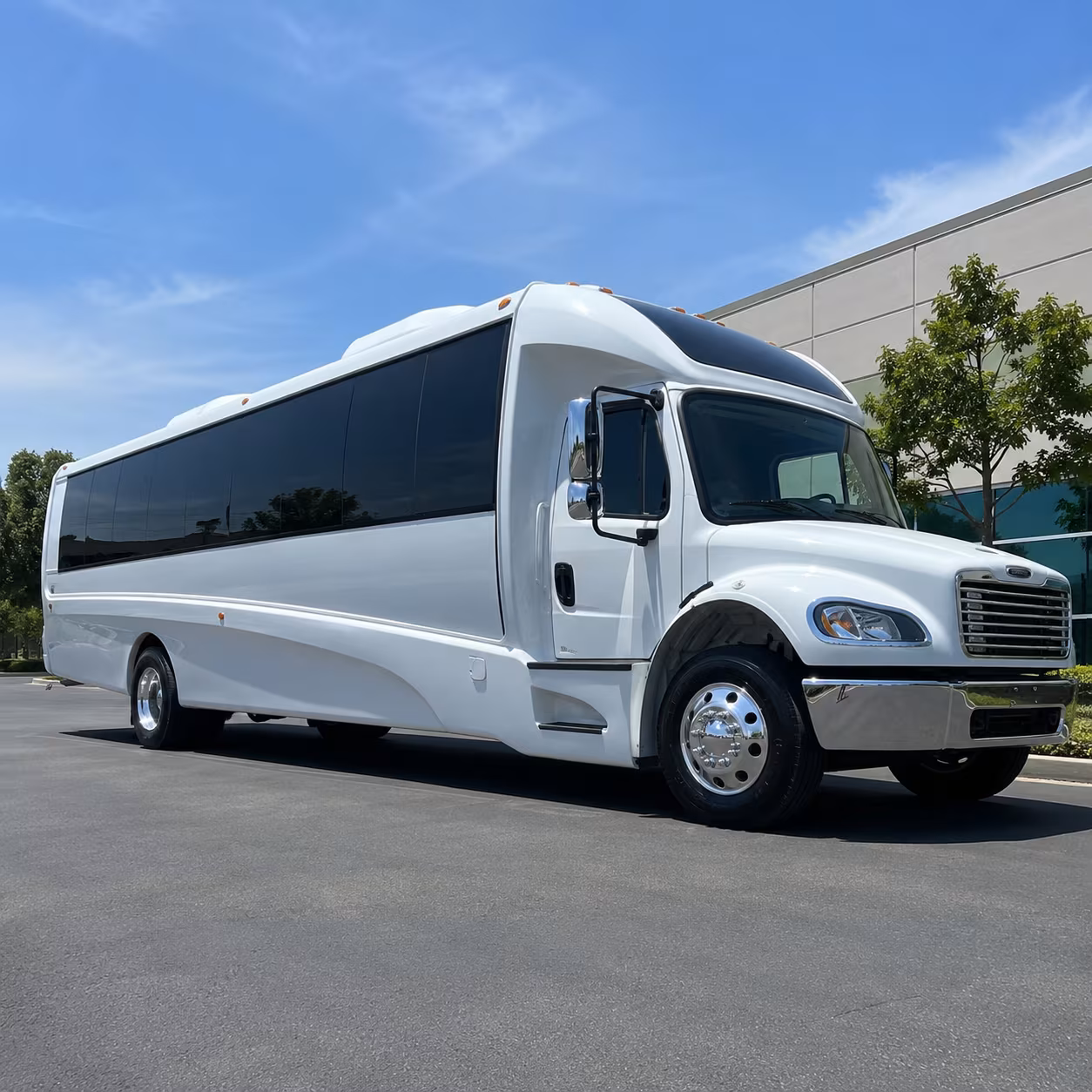 independence 25 passenger minibus