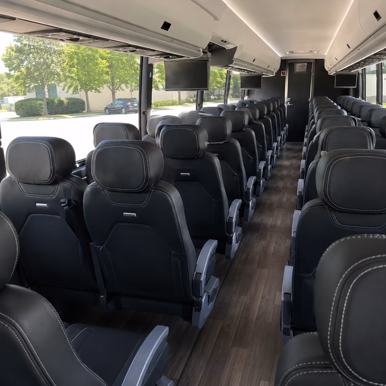 independence charter buses for corporate retreats and conference travel