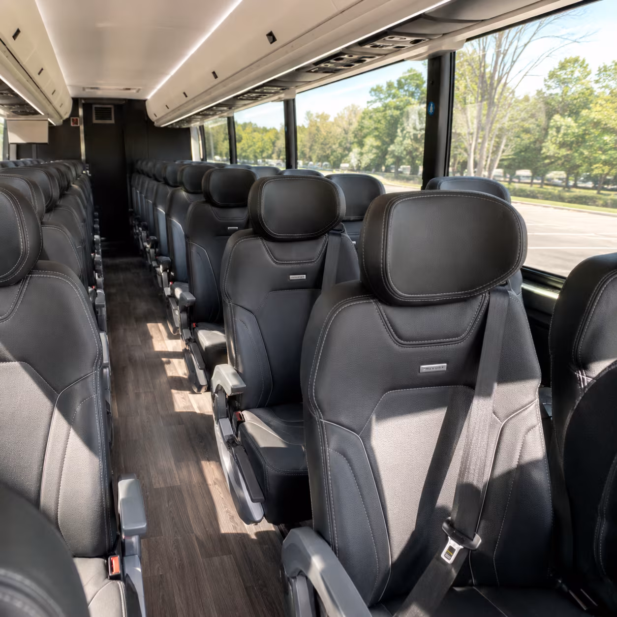long distance charter bus rentals from independence to kansas city international airport